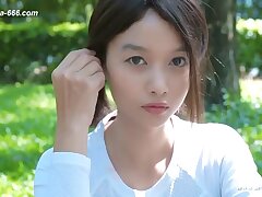 chinese model posing nude.60