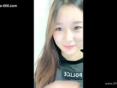 chinese teens live chat with mobile phone.485